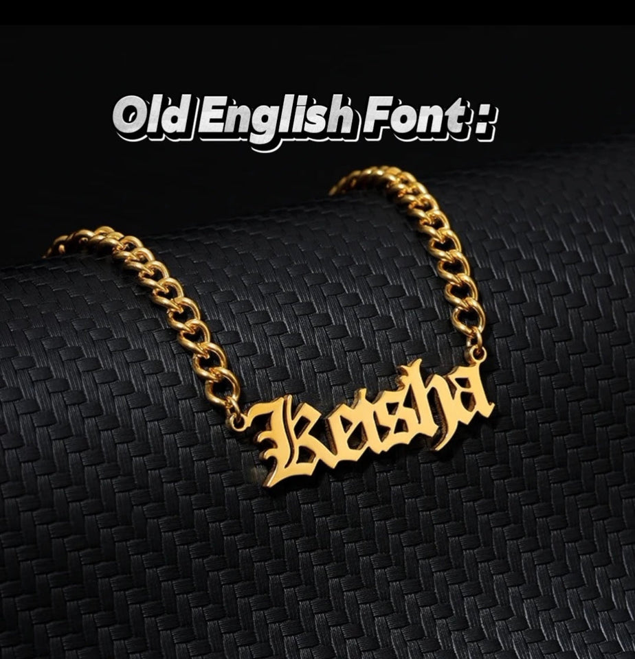 Personalized name necklace .